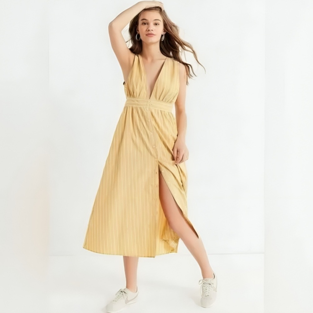 Urban Outfitters - Yellow printed maxi dress